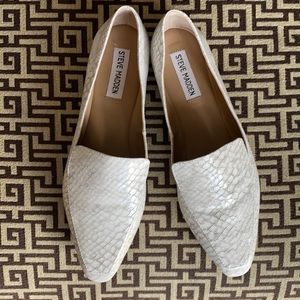 White Flats/ loafers by Steve Madden